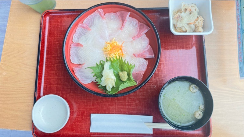 道の駅たるみず湯っ足り館で海鮮丼！ イメージ画像