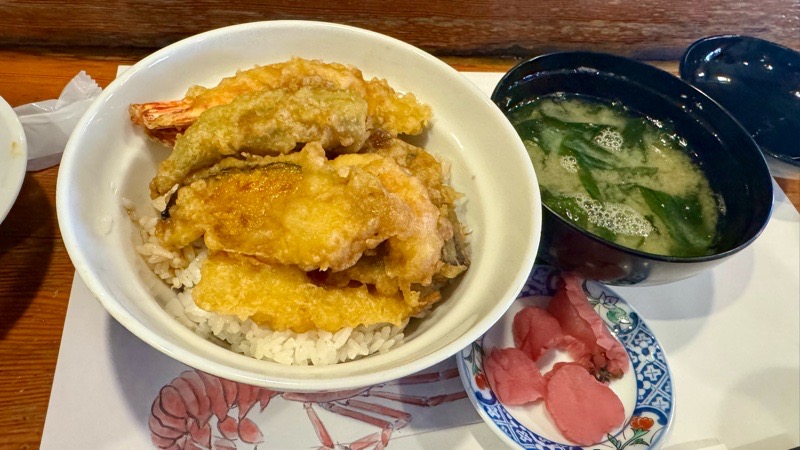 活魚料理 網元 （かつぎょりょうりあみもと）えっがね祭りで盛り上がる！ イメージ画像