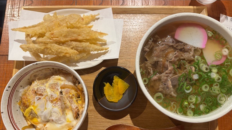 うどん三薫三沐　〜国分駅から徒歩約10分〜 イメージ画像